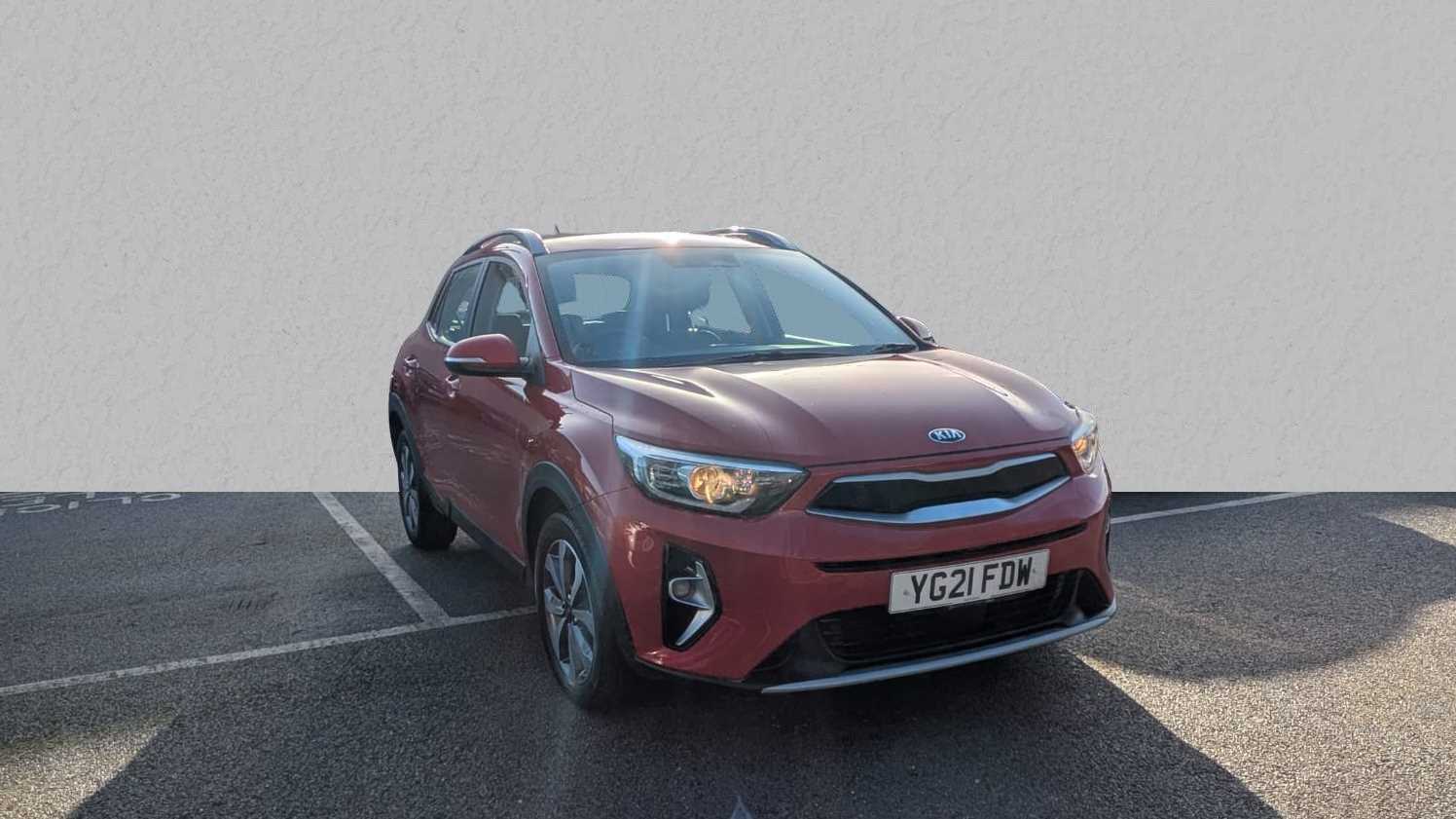 Main listing image - Kia Stonic