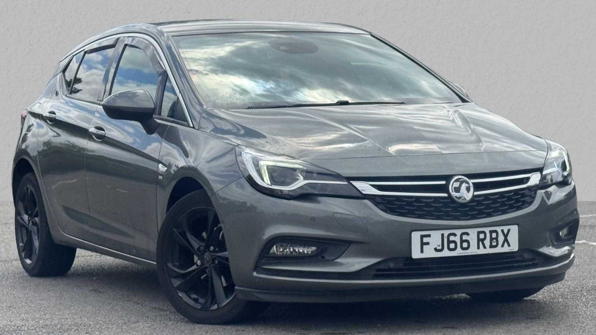 Main listing image - Vauxhall Astra