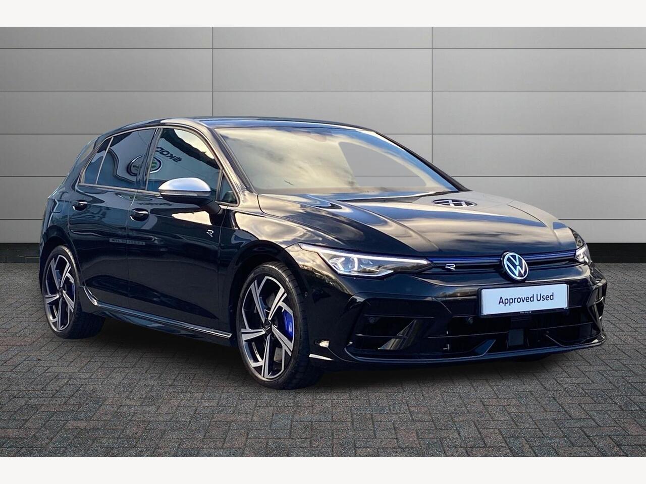 Main listing image - Volkswagen Golf R