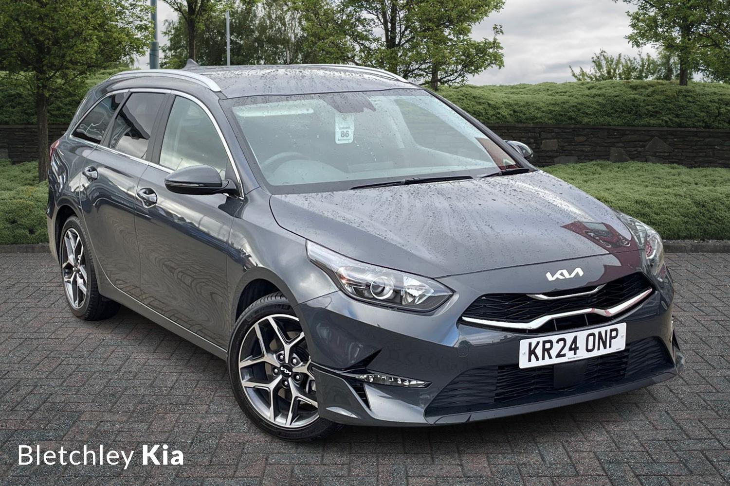 Main listing image - Kia Ceed SW