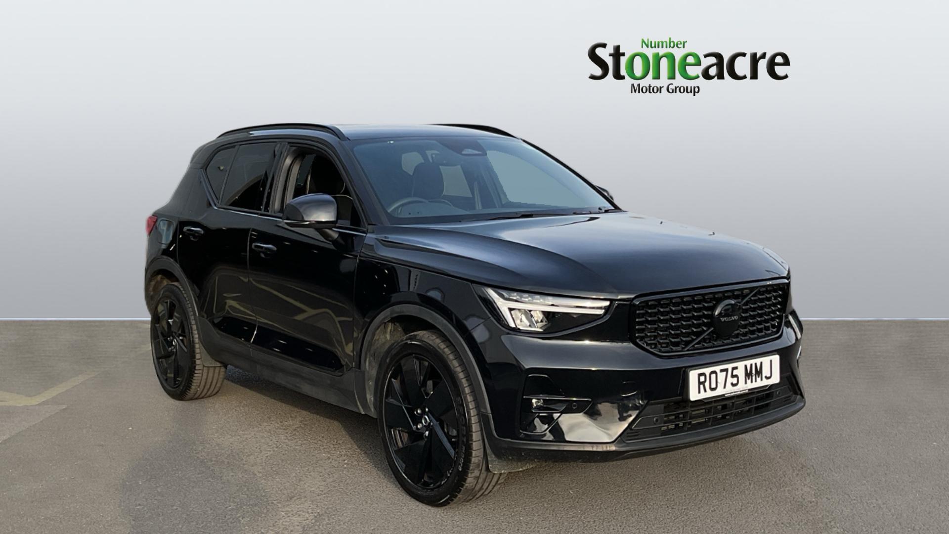 Main listing image - Volvo XC40