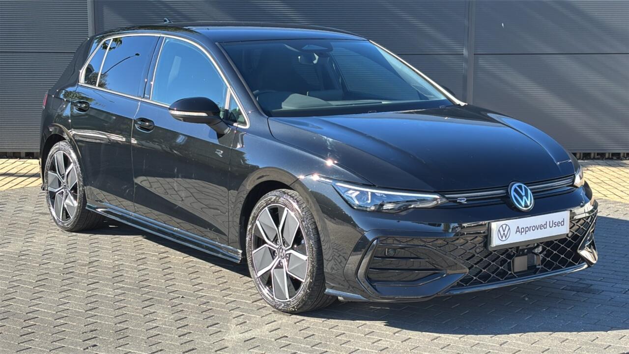 Main listing image - Volkswagen Golf