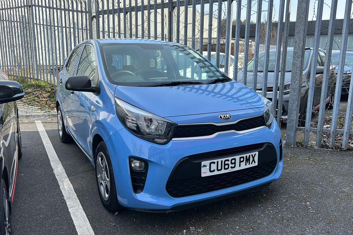 Main listing image - Kia Picanto