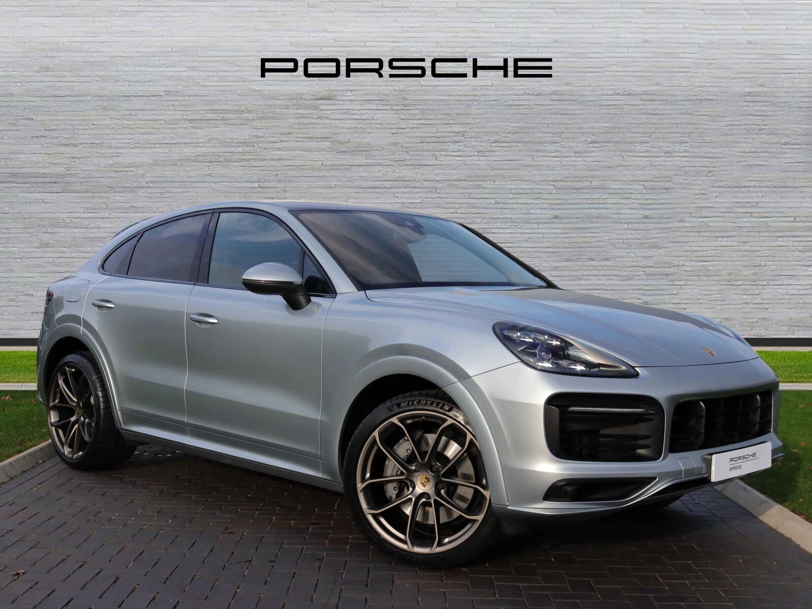 Main listing image - Porsche Cayenne