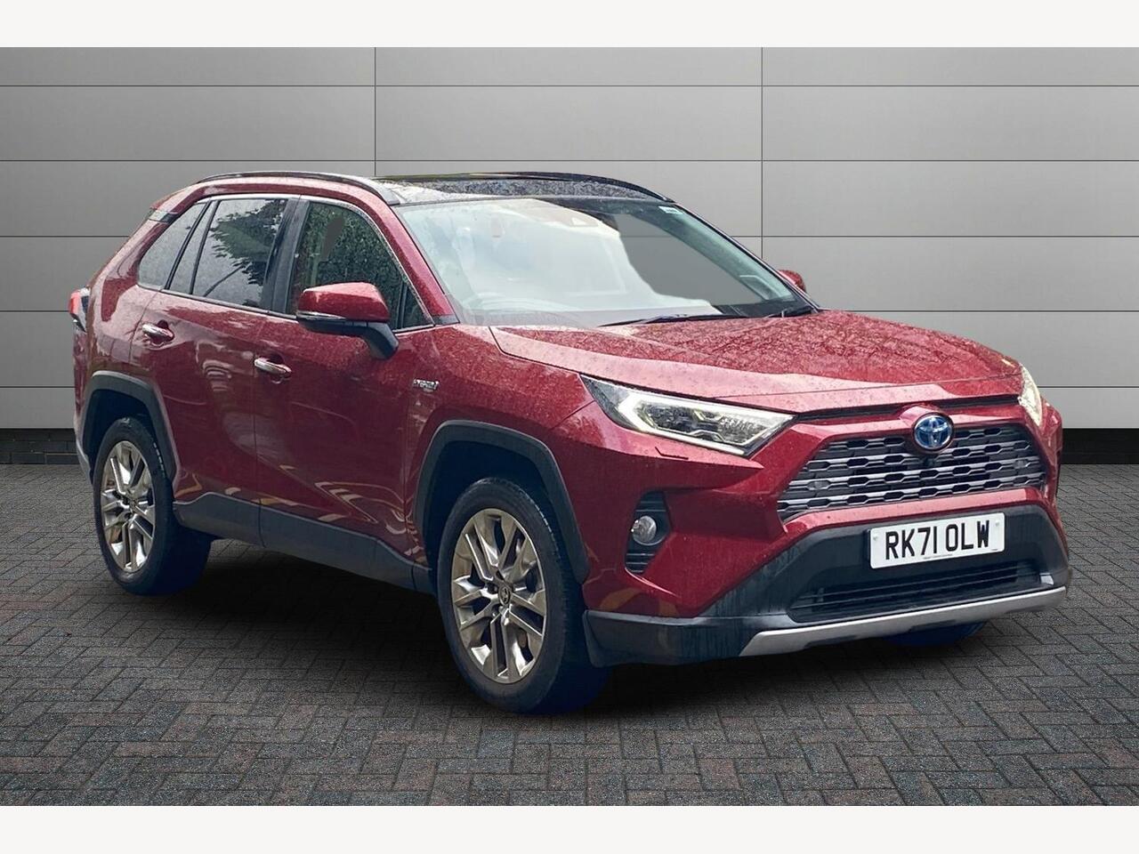 Main listing image - Toyota RAV4