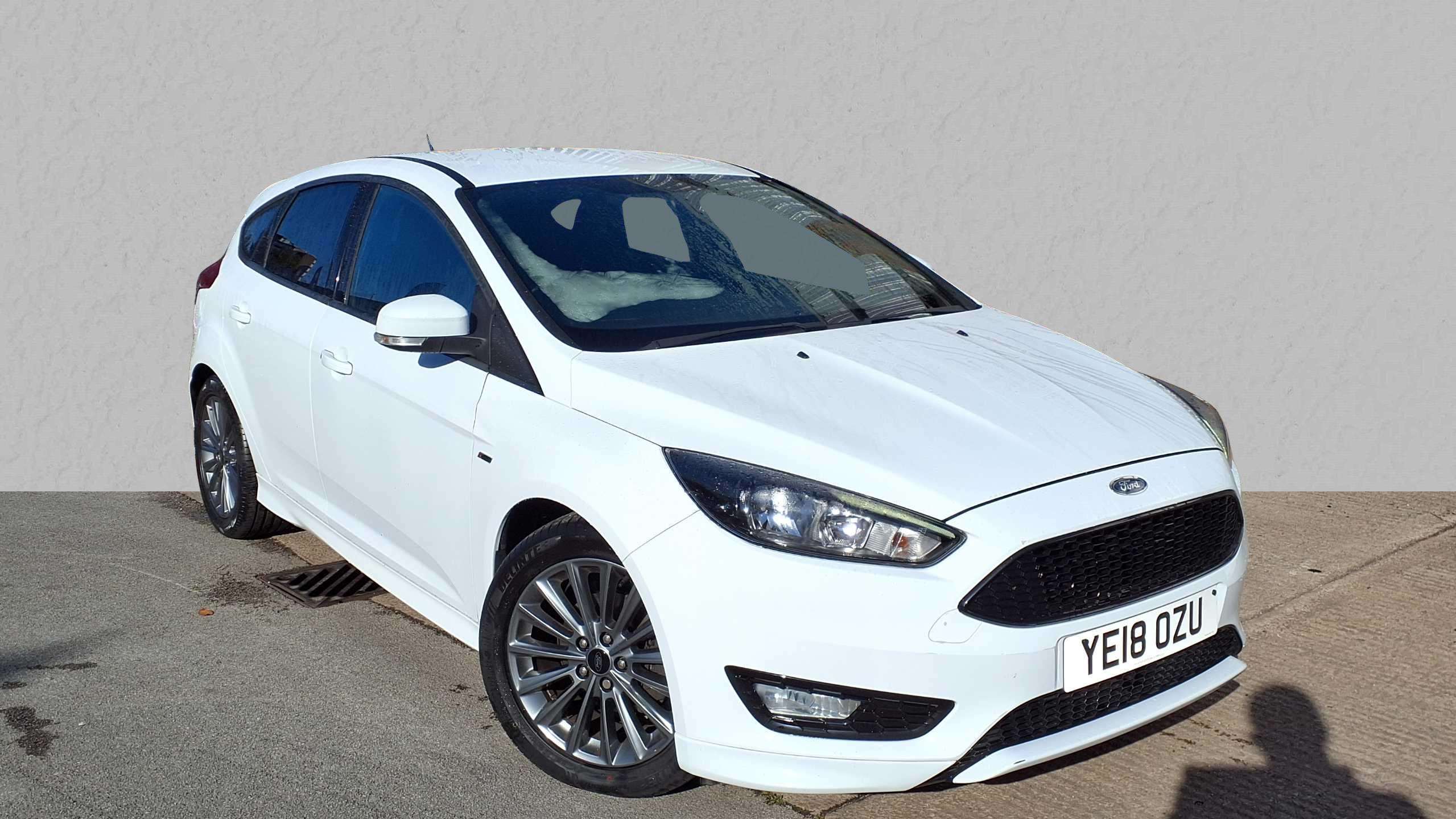 Main listing image - Ford Focus