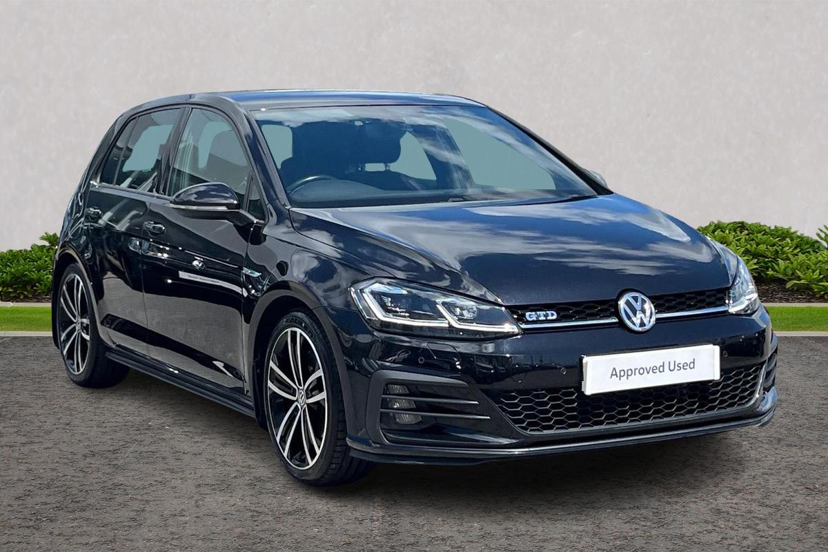 Main listing image - Volkswagen Golf