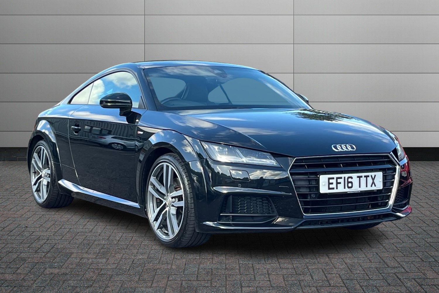 Main listing image - Audi TT