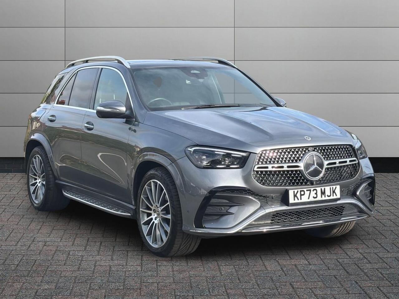 Main listing image - Mercedes-Benz GLE
