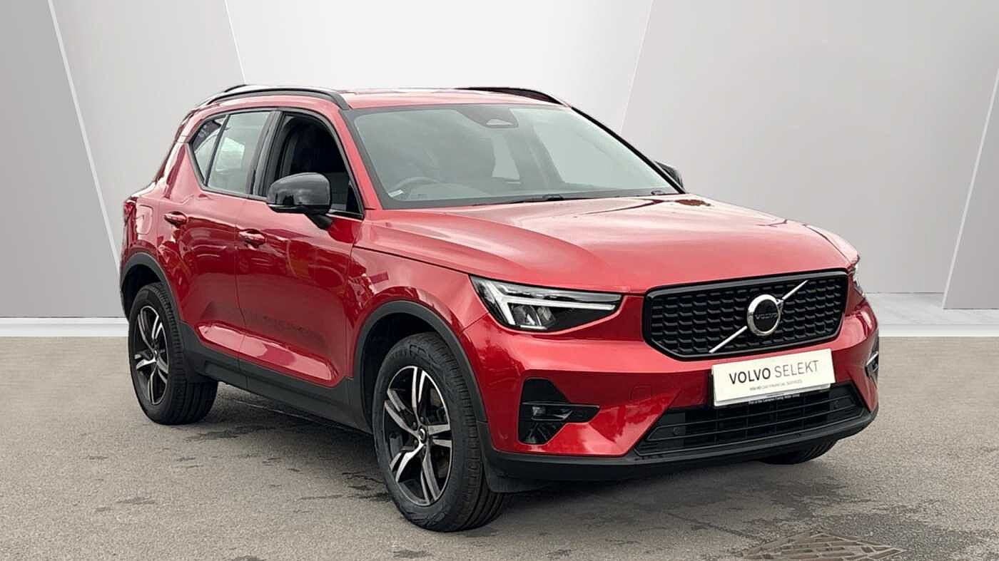 Main listing image - Volvo XC40