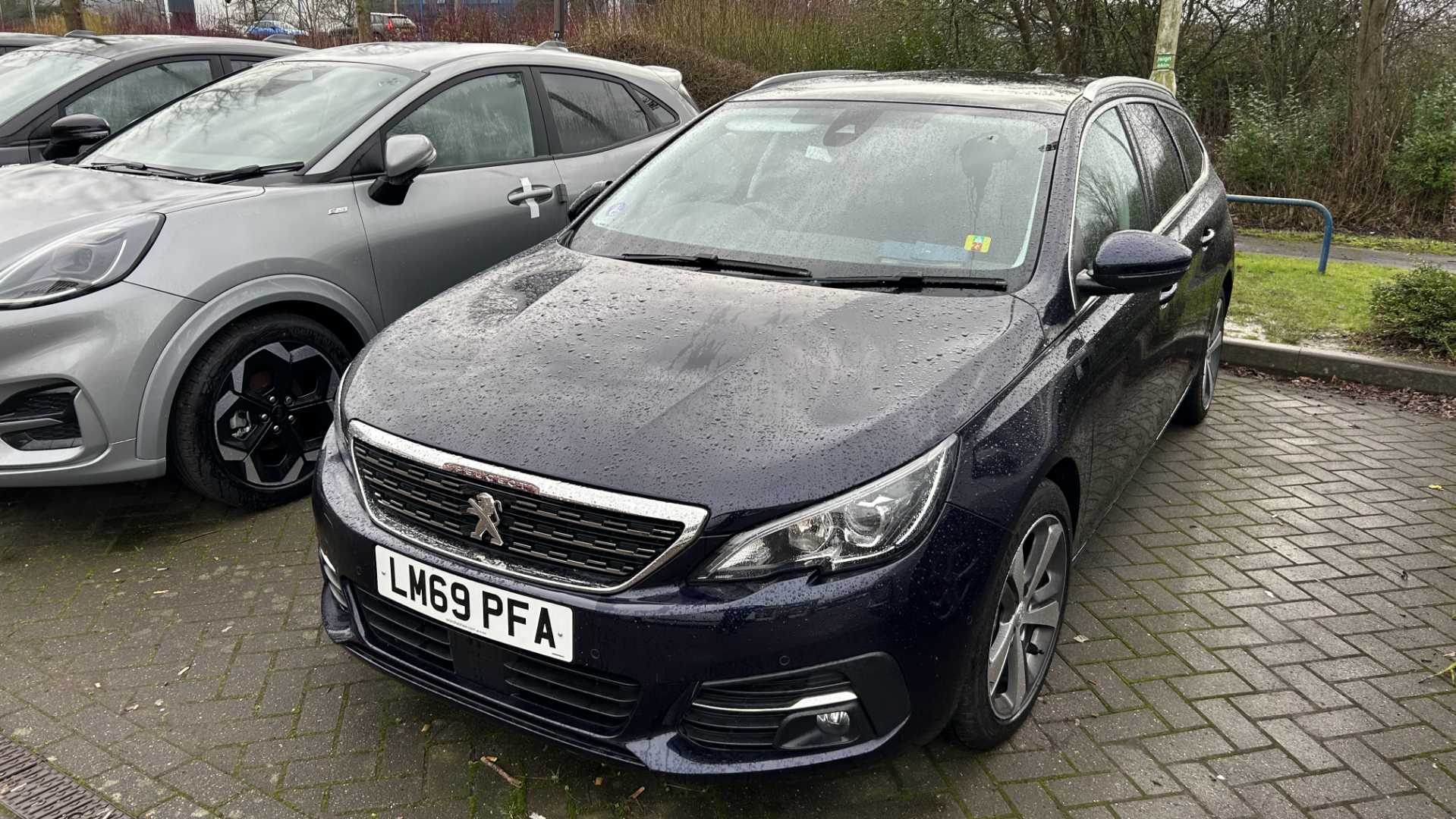 Main listing image - Peugeot 308 SW