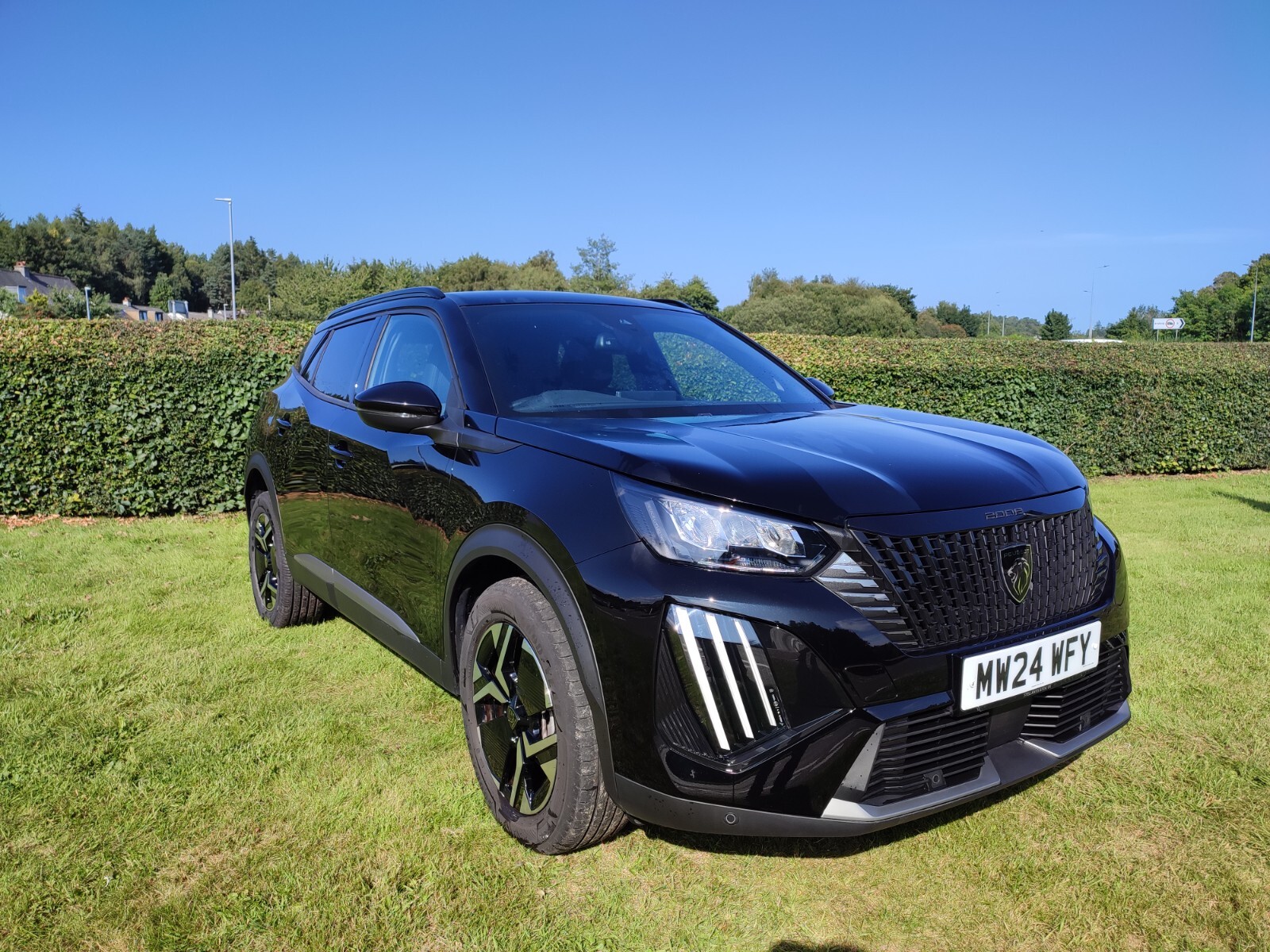 Main listing image - Peugeot 2008