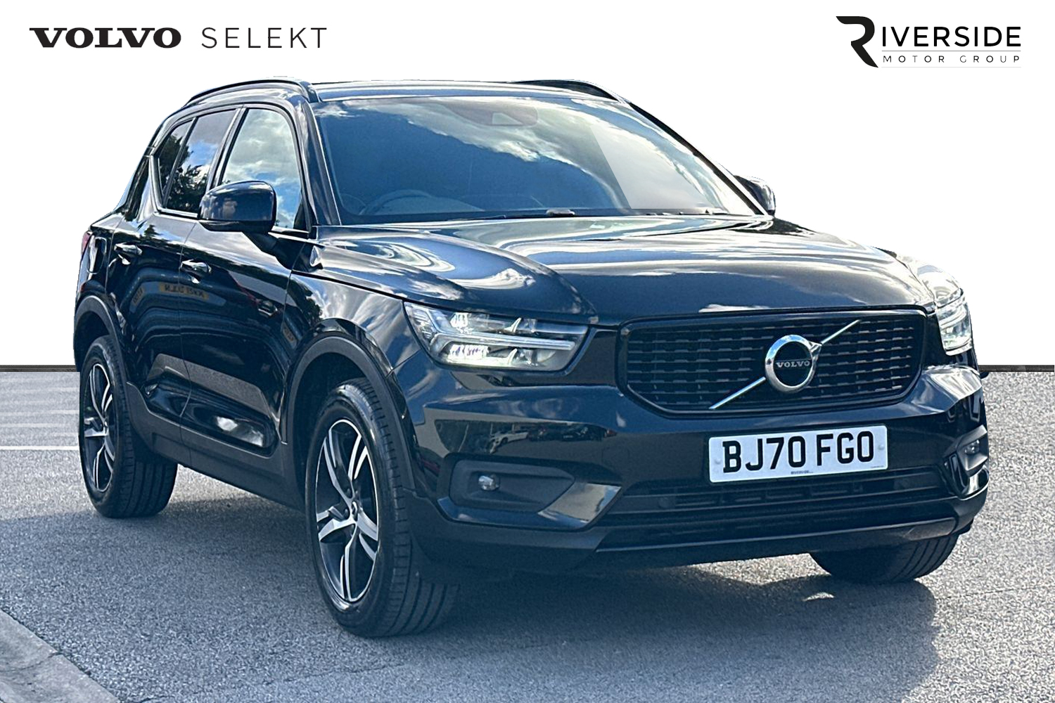 Main listing image - Volvo XC40