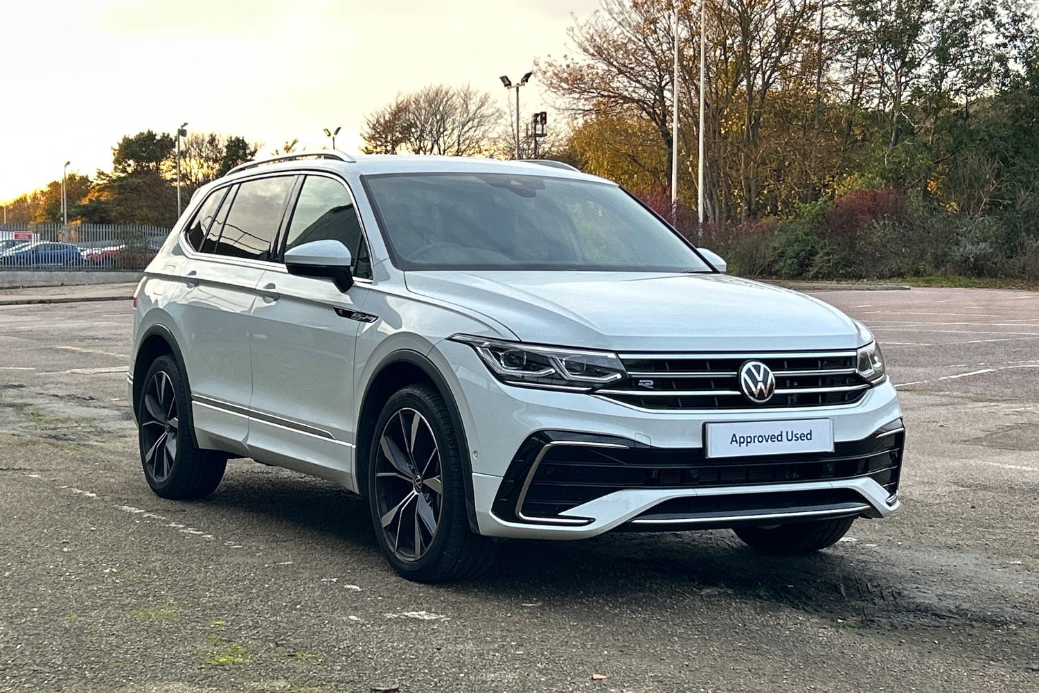 Main listing image - Volkswagen Tiguan Allspace