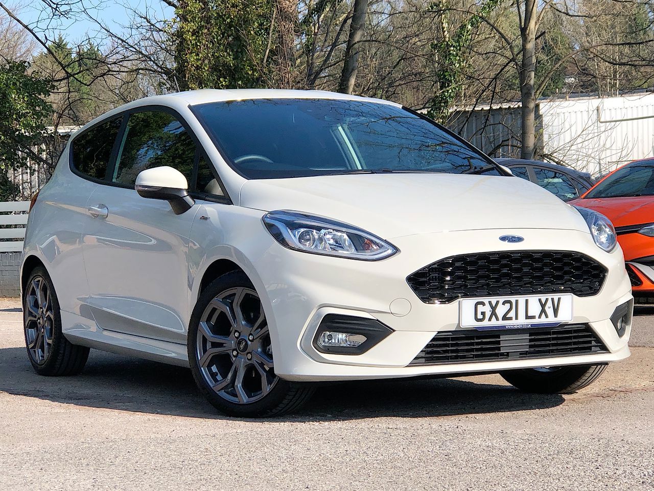 Main listing image - Ford Fiesta