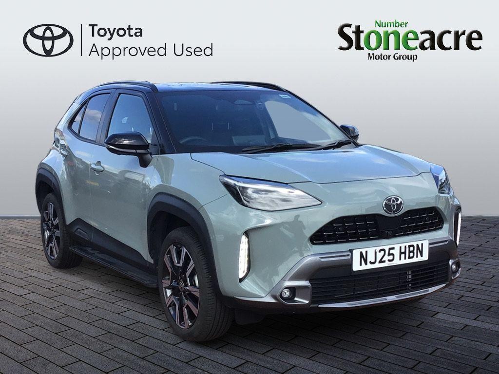 Main listing image - Toyota Yaris Cross