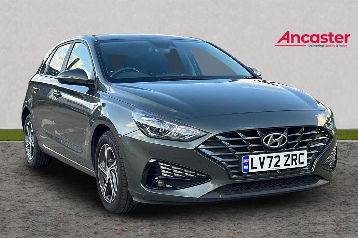 Main listing image - Hyundai i30