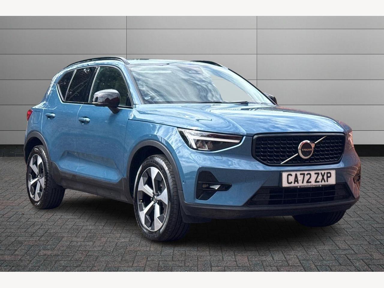 Main listing image - Volvo XC40