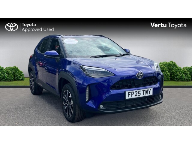 Main listing image - Toyota Yaris Cross