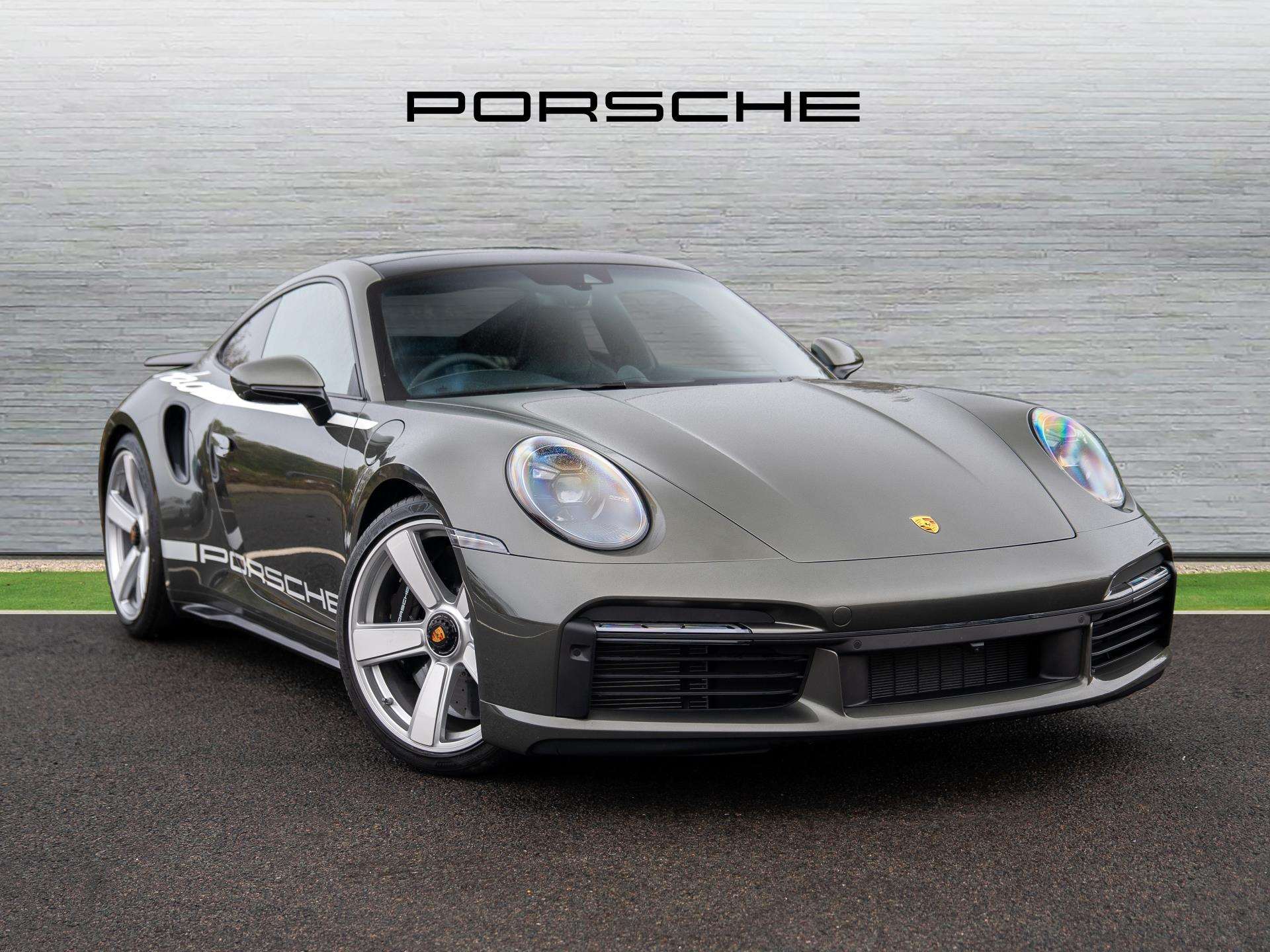 Main listing image - Porsche 911