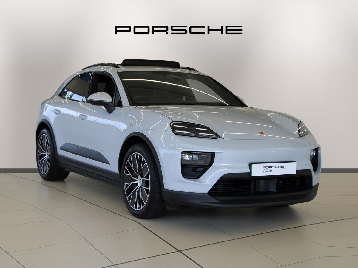 Main listing image - Porsche Macan