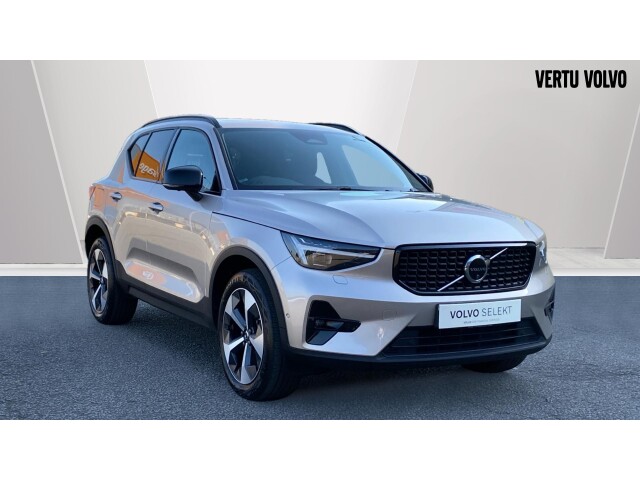 Main listing image - Volvo XC40