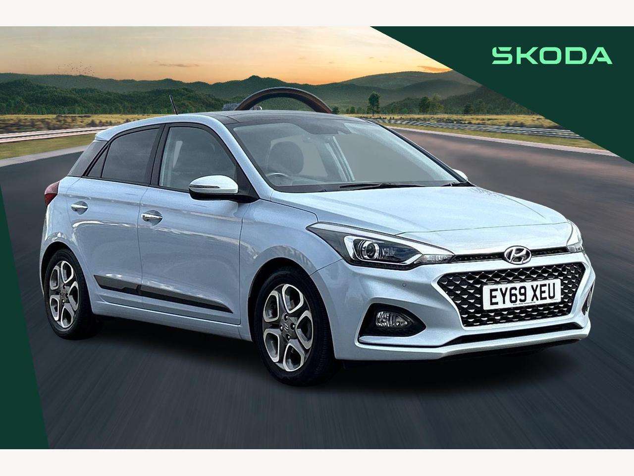 Main listing image - Hyundai i20