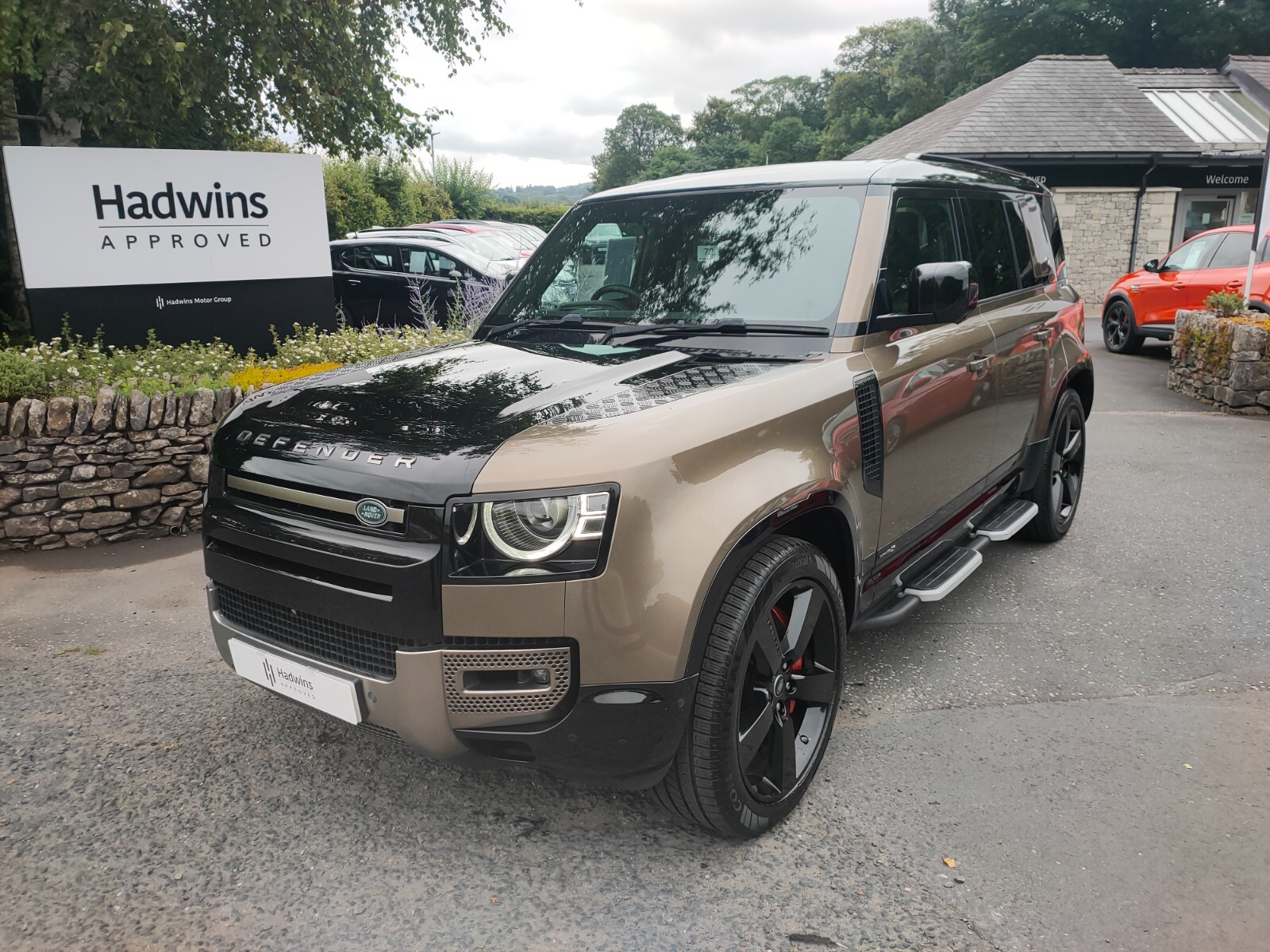 Main listing image - Land Rover Defender