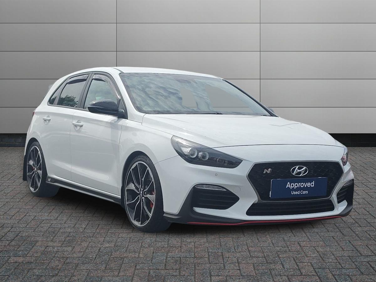 Main listing image - Hyundai i30