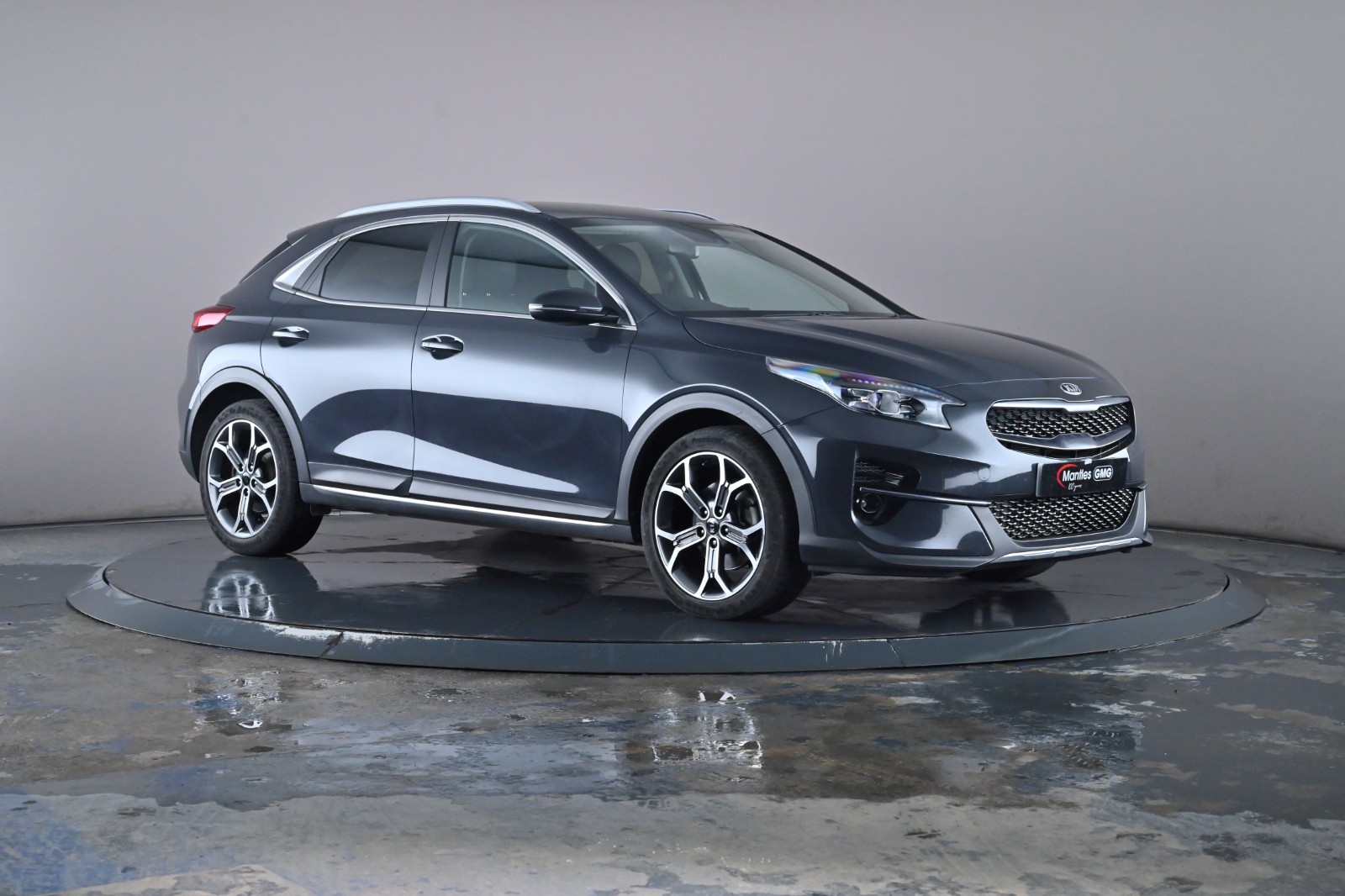 Main listing image - Kia XCeed