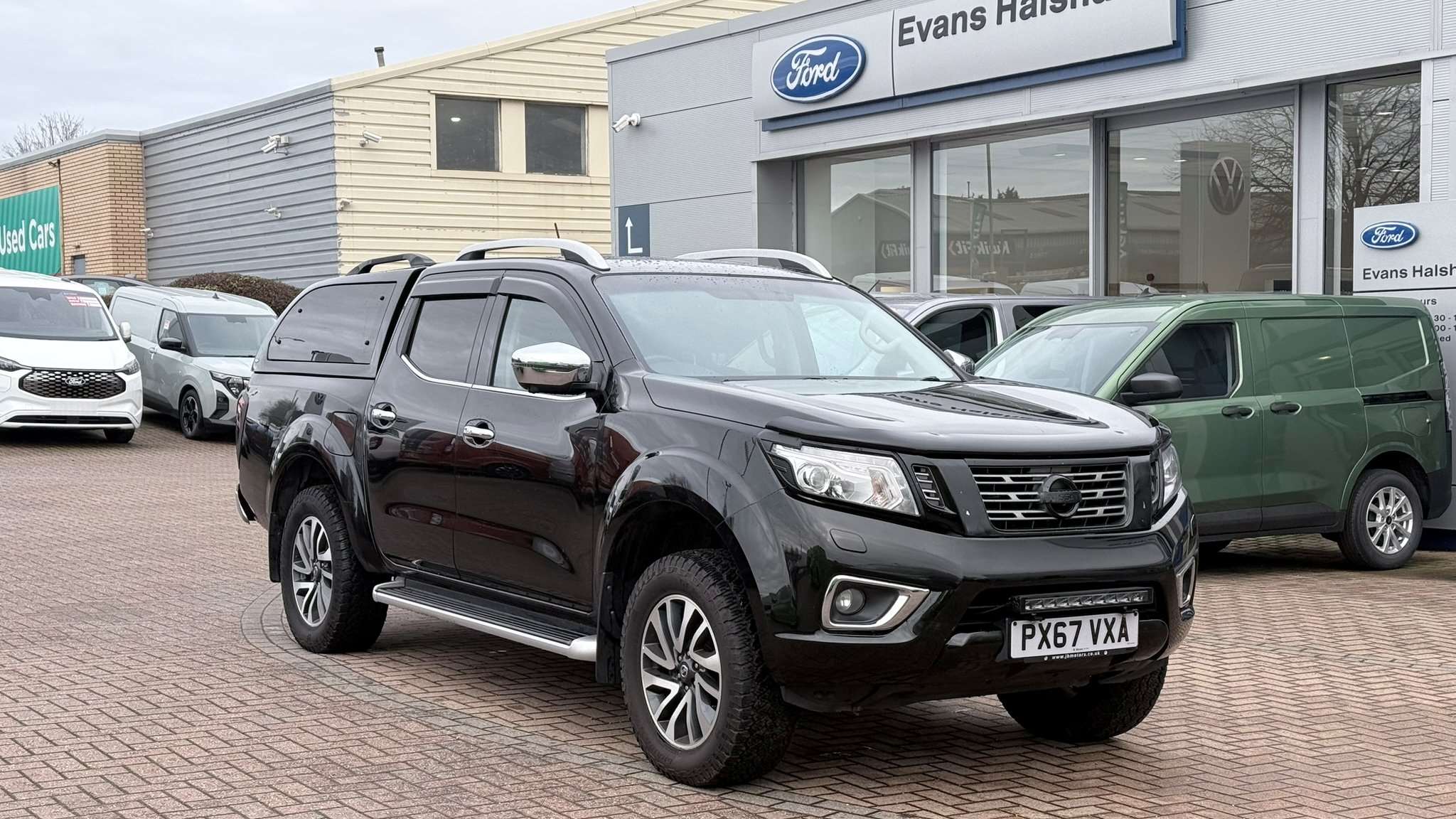 Main listing image - Nissan Navara