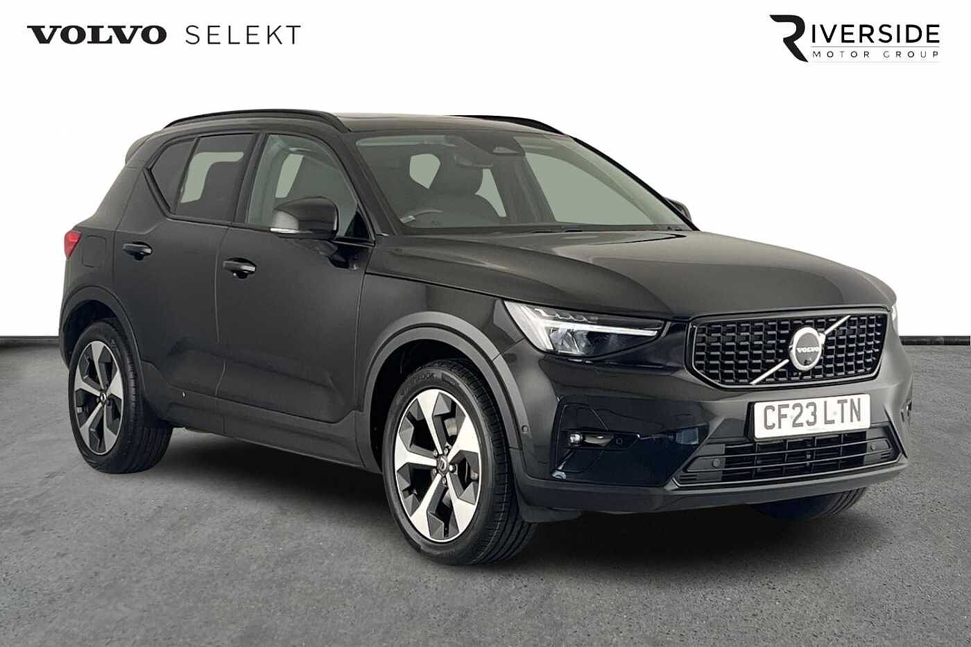 Main listing image - Volvo XC40