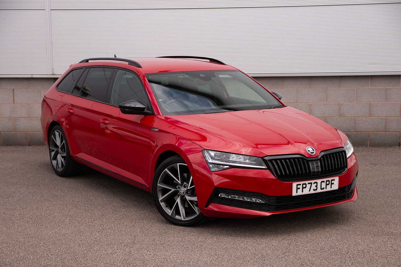 Main listing image - Skoda Superb