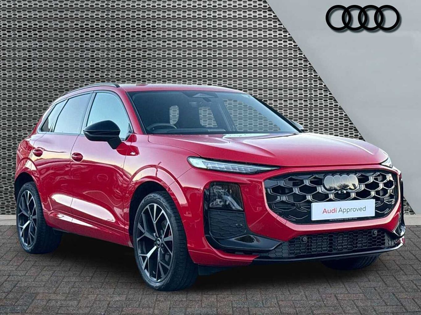 Main listing image - Audi Q3