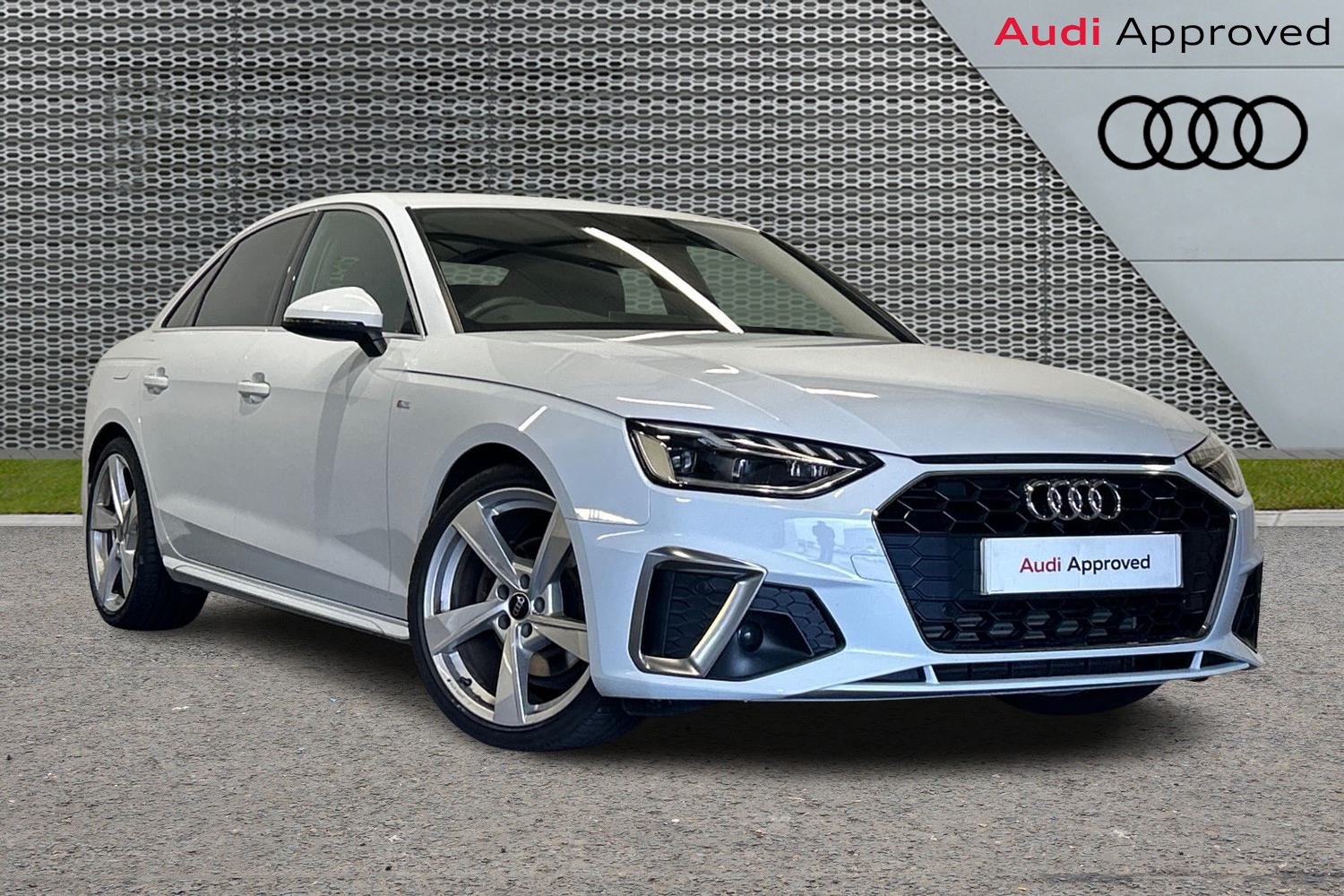 Main listing image - Audi A4