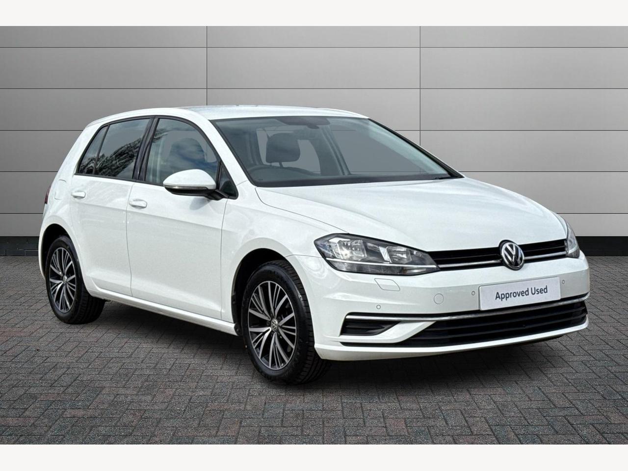 Main listing image - Volkswagen Golf