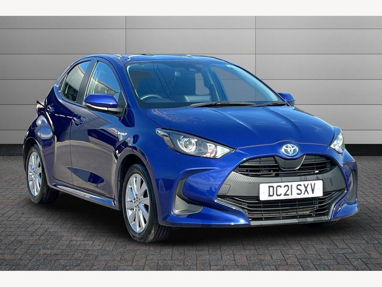Main listing image - Toyota Yaris