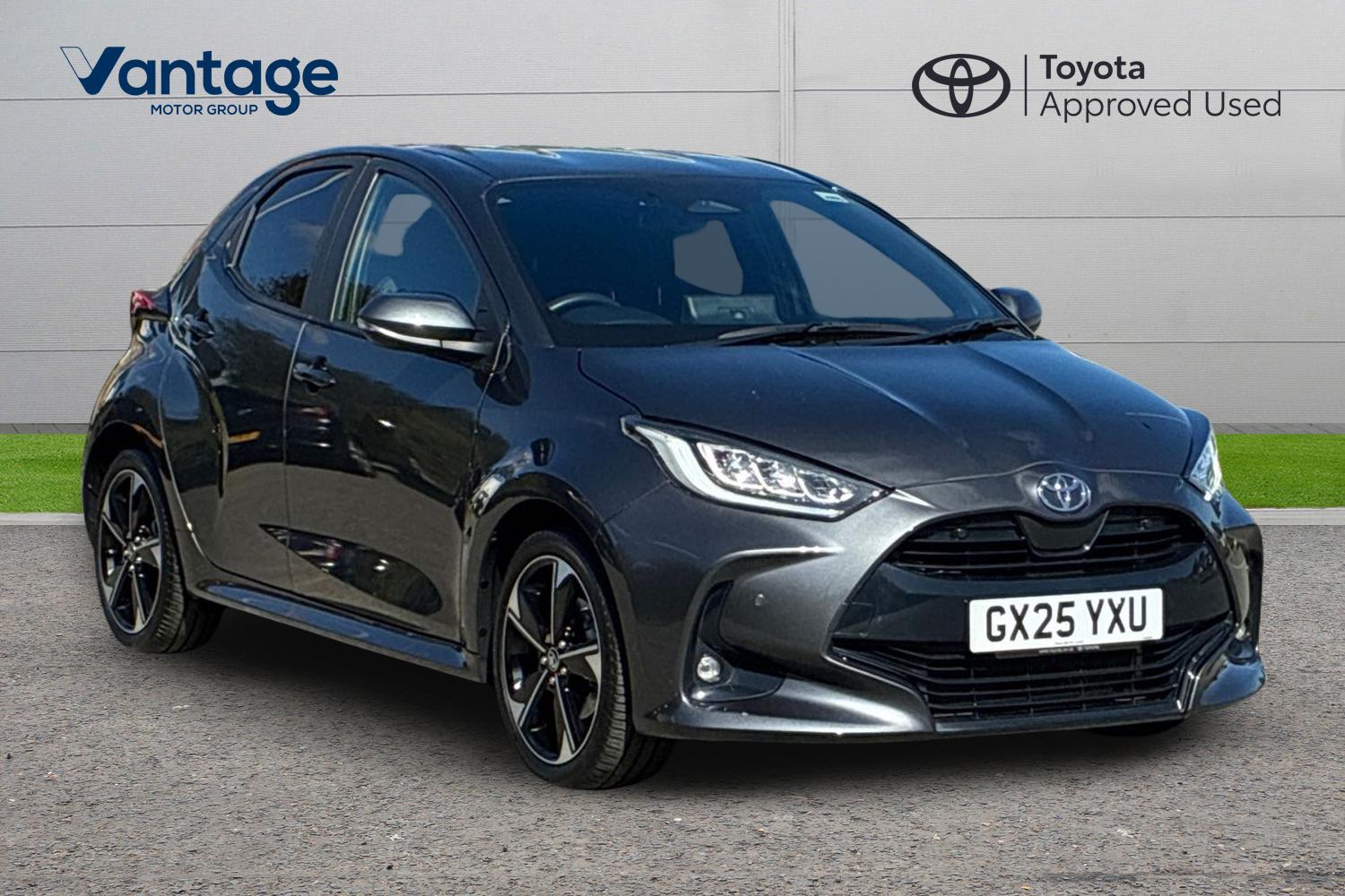 Main listing image - Toyota Yaris