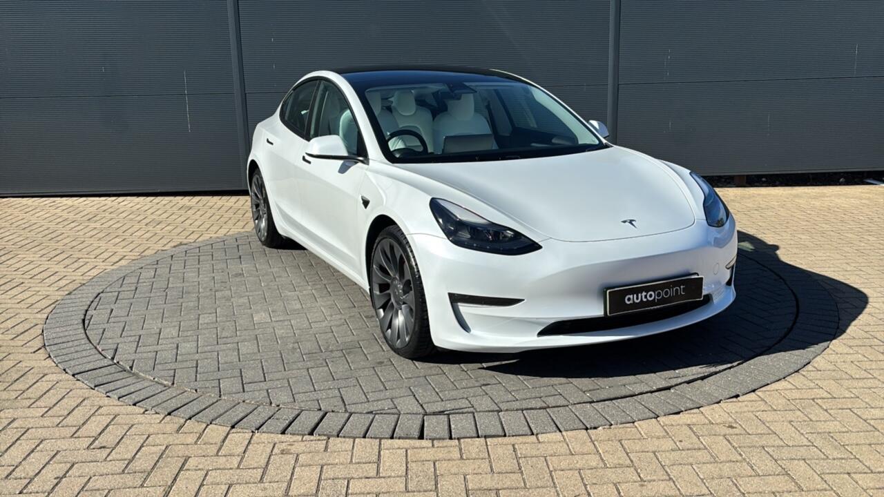 Main listing image - Tesla Model 3