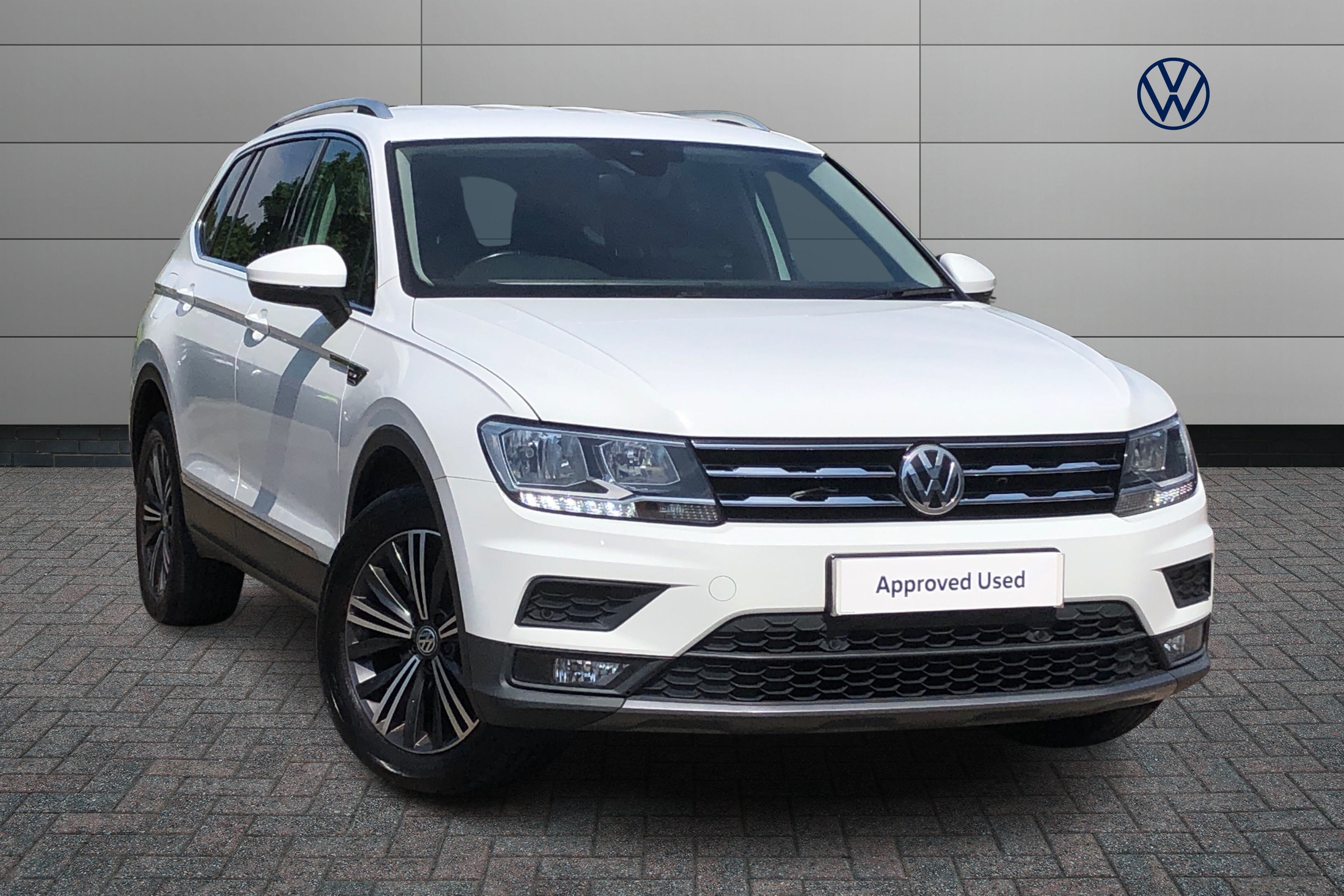 Main listing image - Volkswagen Tiguan Allspace