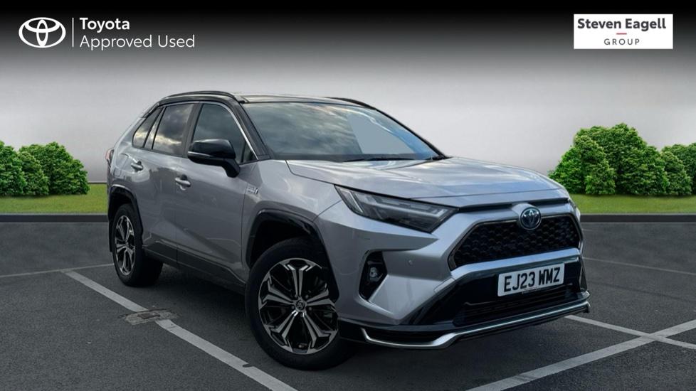 Main listing image - Toyota RAV4