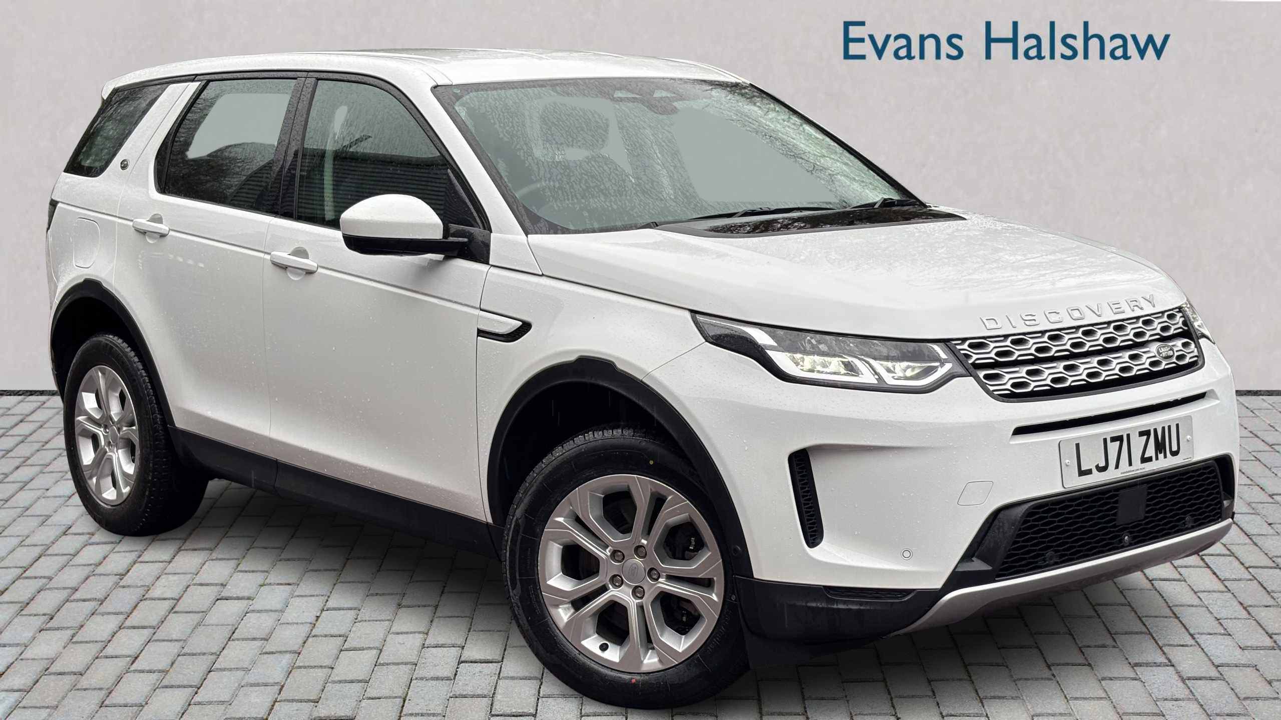 Main listing image - Land Rover Discovery Sport
