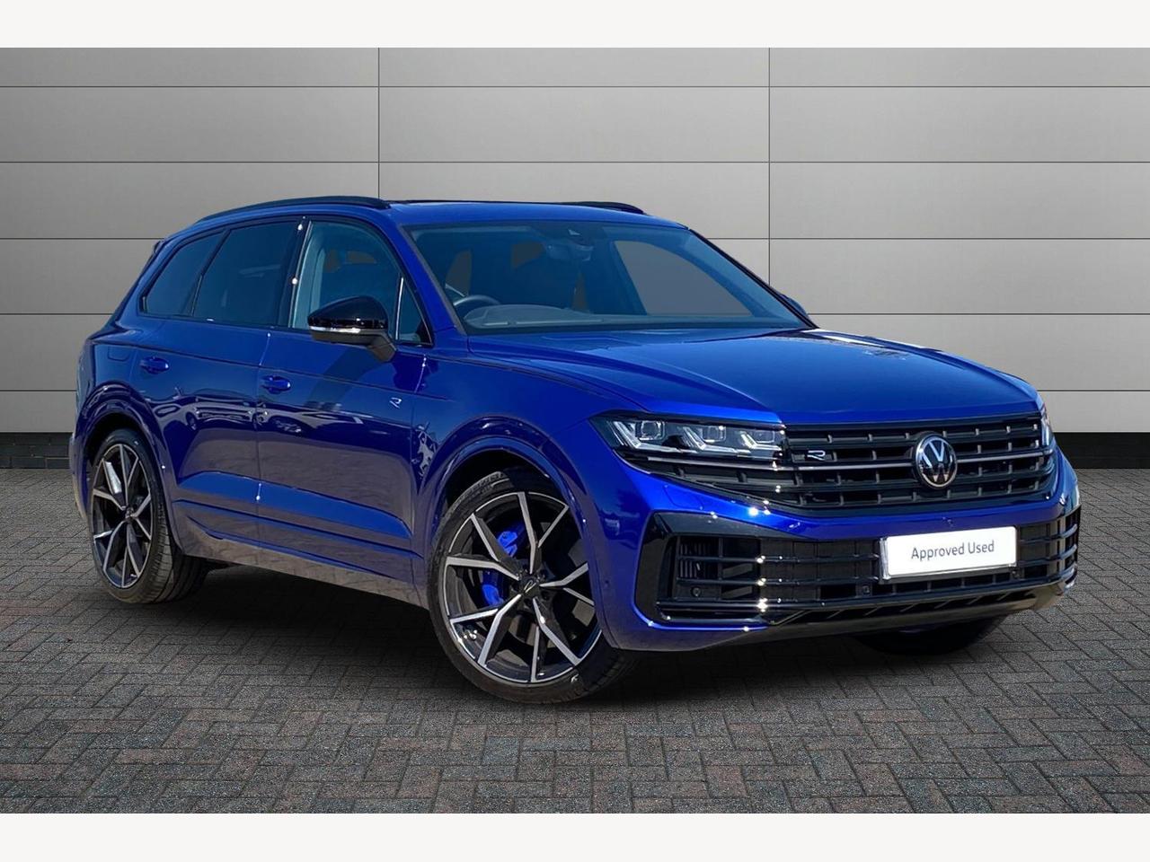 Main listing image - Volkswagen Touareg