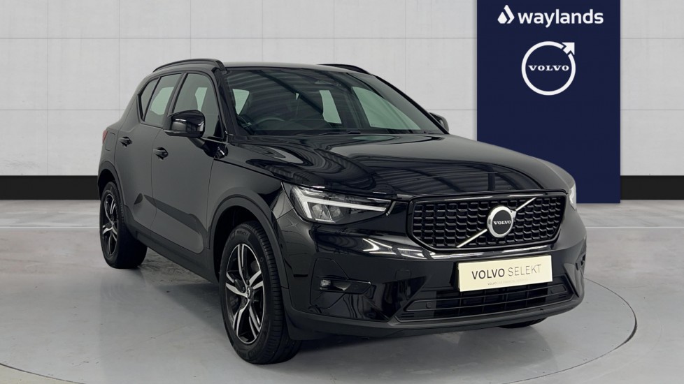 Main listing image - Volvo XC40