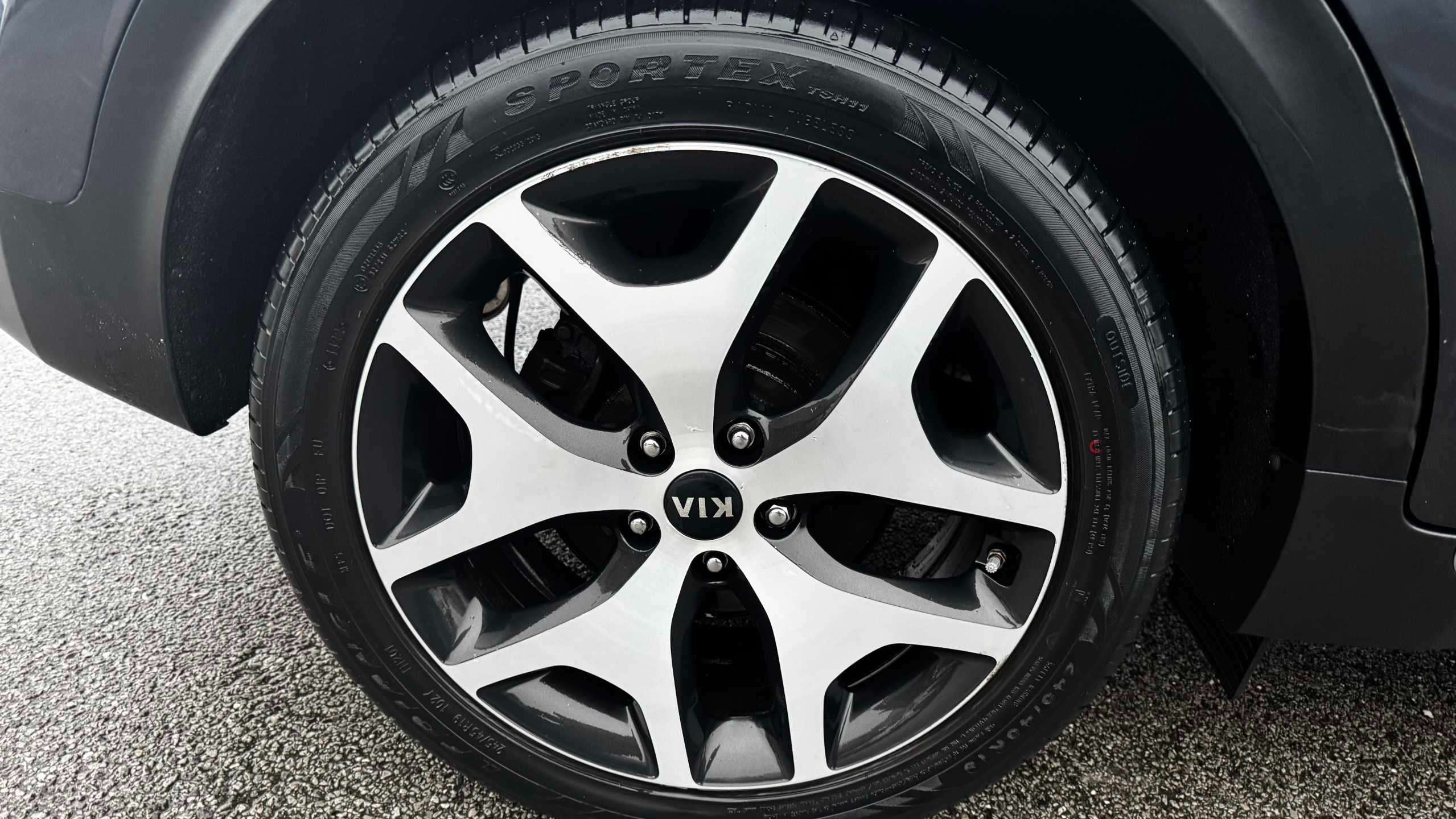 Main listing image - Kia Sportage