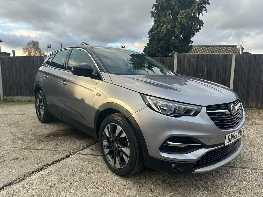 Main listing image - Vauxhall Grandland X