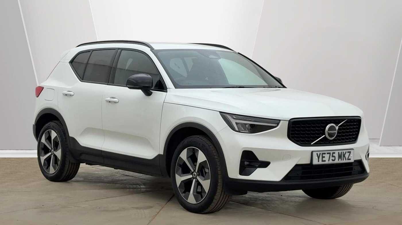 Main listing image - Volvo XC40