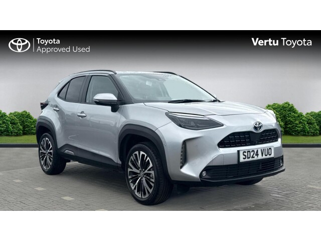 Main listing image - Toyota Yaris Cross