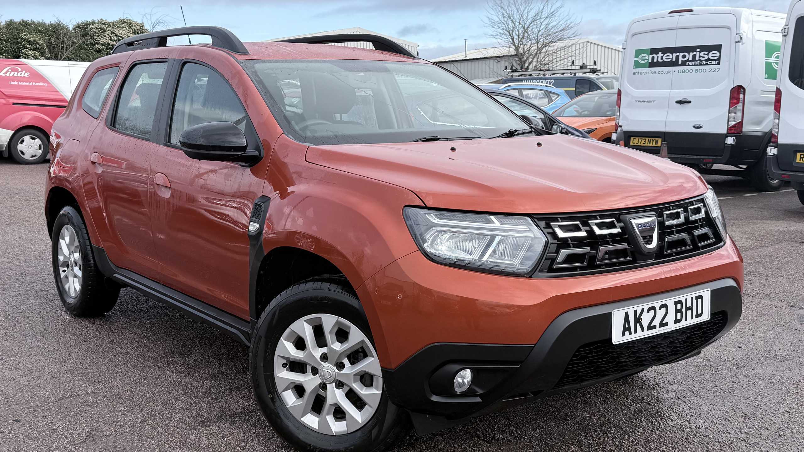 Main listing image - Dacia Duster