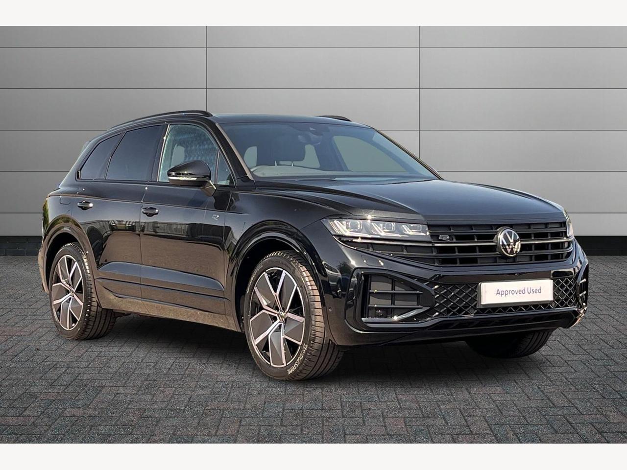 Main listing image - Volkswagen Touareg